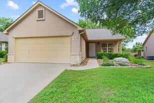 104 Whitewing Way in Georgetown, TX - Building Photo