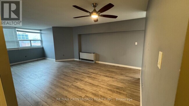 80 Athol St E in Oshawa, ON - Building Photo - Building Photo