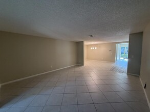 9280 Sable Ridge Cir in Boca Raton, FL - Building Photo - Building Photo