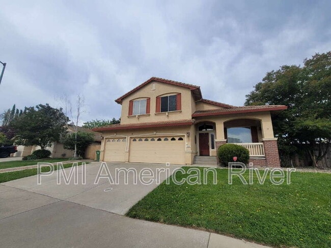 property at 998 Bay Shore Dr