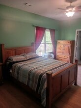 751 Brookline St SW in Atlanta, GA - Foto de edificio - Building Photo