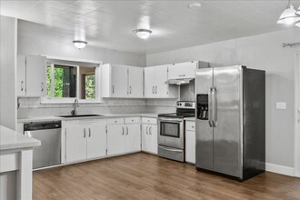 5401 Shangrala Ln, Unit Unit A in Camino, CA - Building Photo - Building Photo