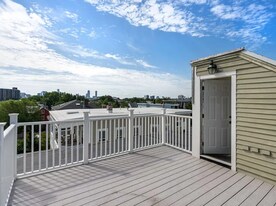 15 Dimick St in Somerville, MA - Building Photo