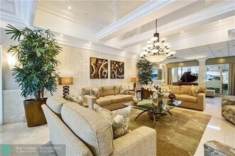 1012 N Ocean Blvd in Pompano Beach, FL - Building Photo - Building Photo