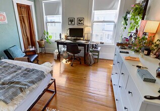 42 Brainerd Rd, Unit 2 in Boston, MA - Foto de edificio - Building Photo