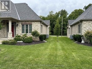 5 Wood Haven Dr in Tillsonburg, ON - Building Photo - Building Photo