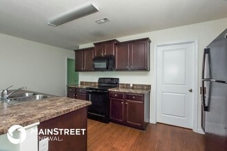 3431 Victoria Brook Ln in Charlotte, NC - Building Photo - Building Photo