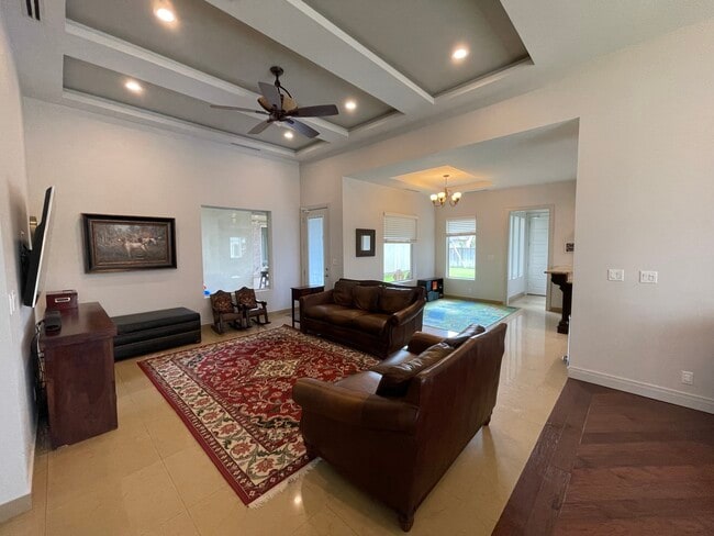 6000 Angela's Ct in Brownsville, TX - Building Photo - Building Photo