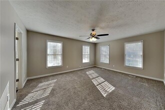 284 Kent Ln in Douglasville, GA - Building Photo - Building Photo