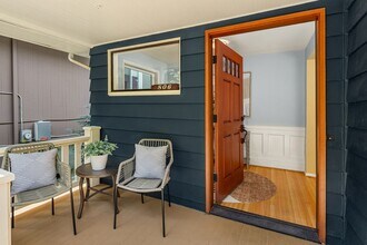 806 N 59th St in Seattle, WA - Building Photo - Building Photo