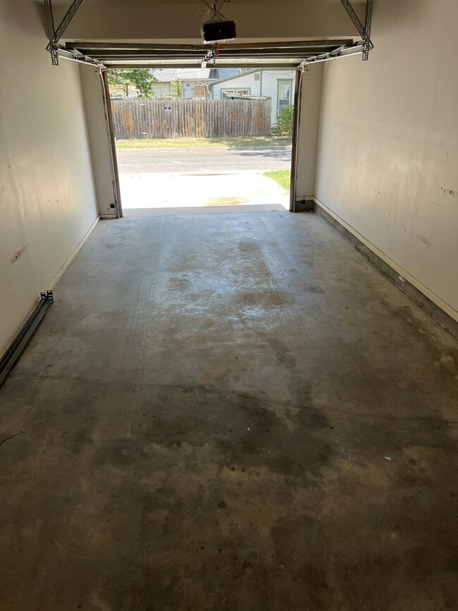 4 N 3rd St in Iola, KS - Building Photo - Building Photo