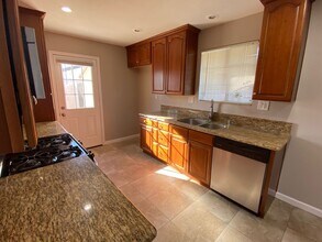 1620 Fremont Ave in Simi Valley, CA - Building Photo - Building Photo