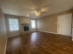 8405 Fathom Cir in Austin, TX - Building Photo - Building Photo