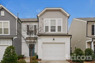 1112 Gemfor St in Durham, NC - Building Photo