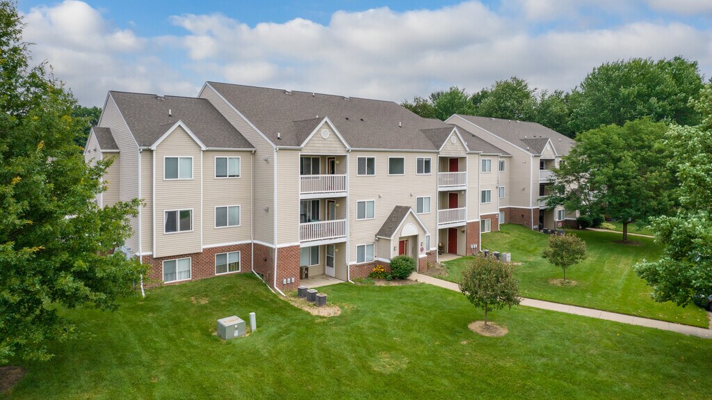 Bayberry Pointe Apartments in Grand Rapids, MI