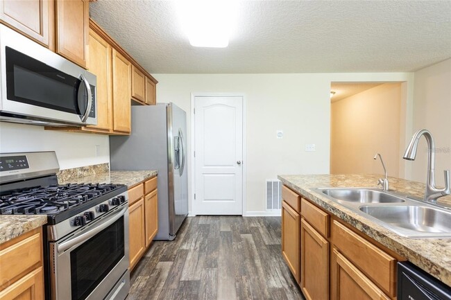 131 Fairway Ct, Unit 164 in Bunnell, FL - Building Photo - Building Photo