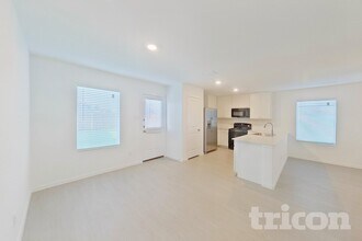 1629 Baugh St, Unit 407 in McKinney, TX - Foto de edificio - Building Photo