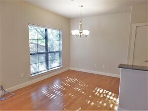 6159 Oram St in Dallas, TX - Foto de edificio - Building Photo