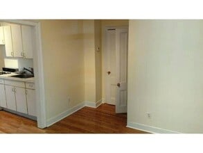 145 Carpenter Ave in Sea Cliff, NY - Building Photo - Building Photo