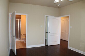 118 Seva Ct in Irving, TX - Building Photo - Building Photo