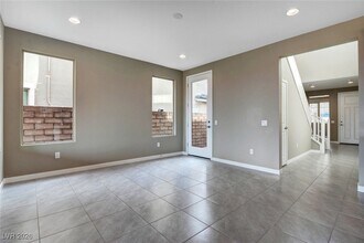 10936 Free Flow Pl in Las Vegas, NV - Building Photo - Building Photo