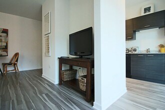 802 N La Salle Dr in Chicago, IL - Foto de edificio - Building Photo