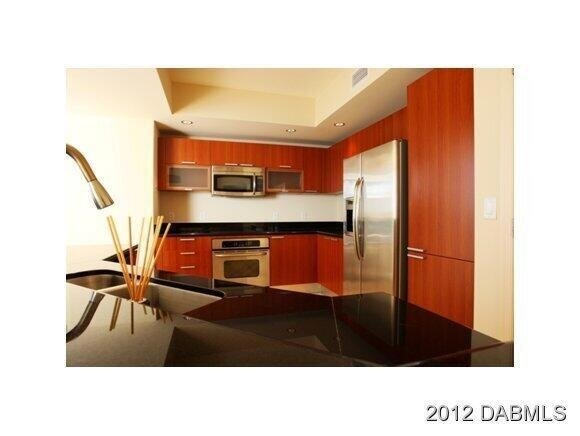 241 Riverside Dr, Unit 905 in Holly Hill, FL - Building Photo - Building Photo