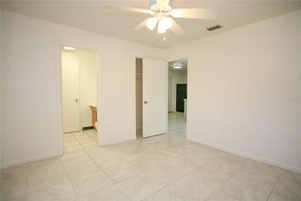 1421 NW 6th Pl in Gainesville, FL - Building Photo - Building Photo