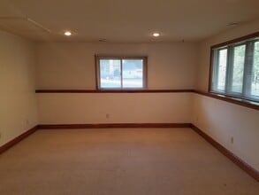 1323 N 3rd St in St. Peter, MN - Foto de edificio - Building Photo