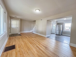 Diver Belt Drive Housem in Prince Edward, ON - Building Photo - Building Photo