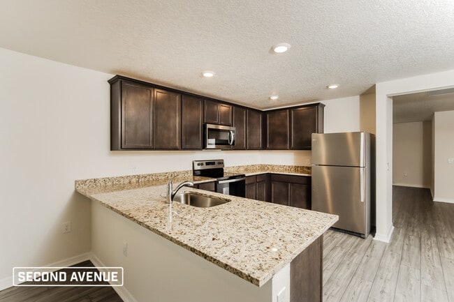 921 Culpepper Ave SE in Palm Bay, FL - Building Photo - Building Photo