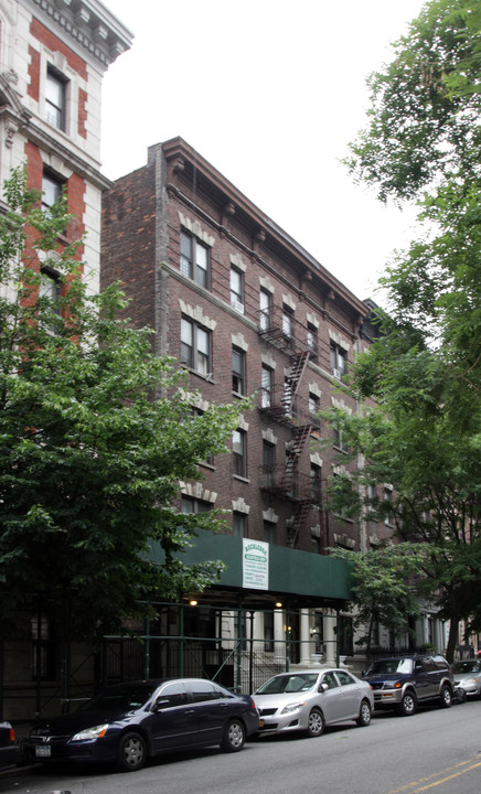 192 Claremont Ave in New York, NY - Foto de edificio