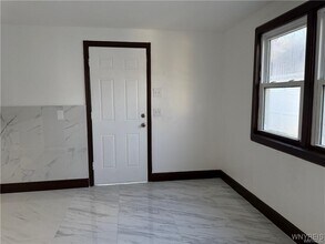 104 Balbach Dr in Cheektowaga, NY - Building Photo - Building Photo