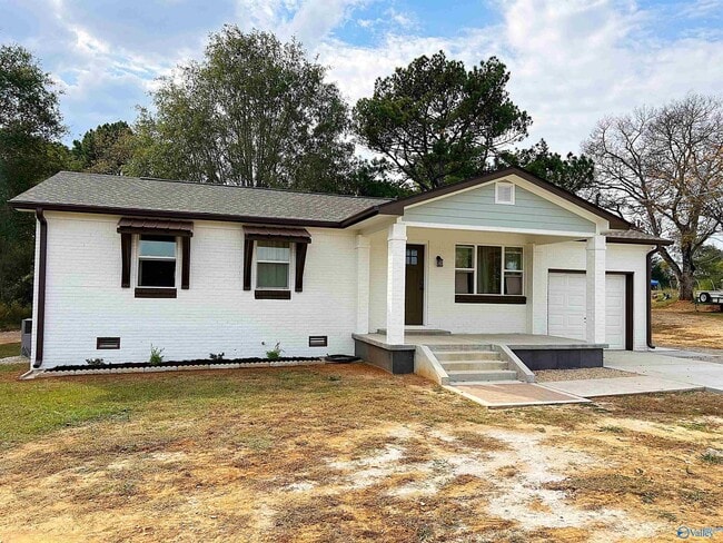 3842 Maysville Rd NE in Huntsville, AL - Building Photo - Building Photo