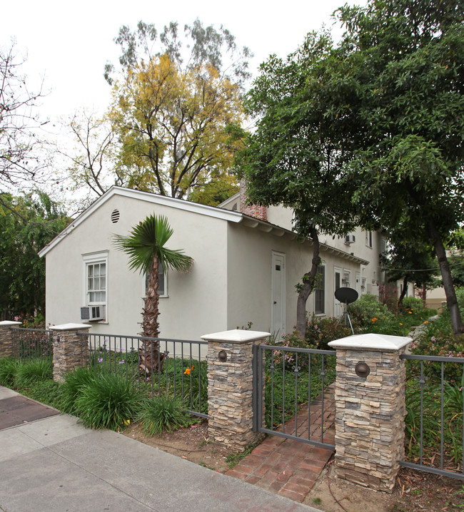 Del Mar Gardens in Pasadena, CA - Foto de edificio - Building Photo