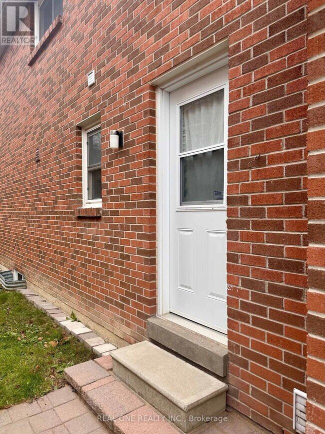 183 Carlton Rd in Markham, ON - Building Photo - Building Photo