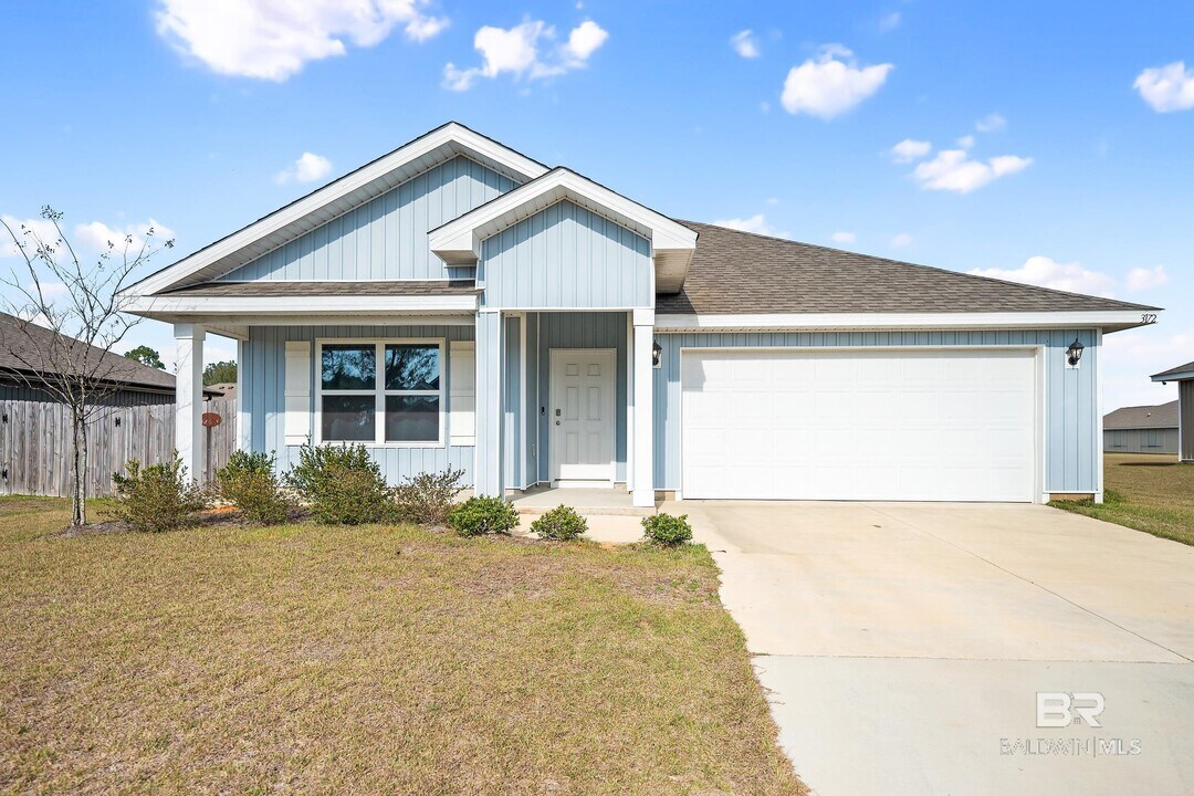 3172 Vista Delmar Dr in Lillian, AL - Building Photo