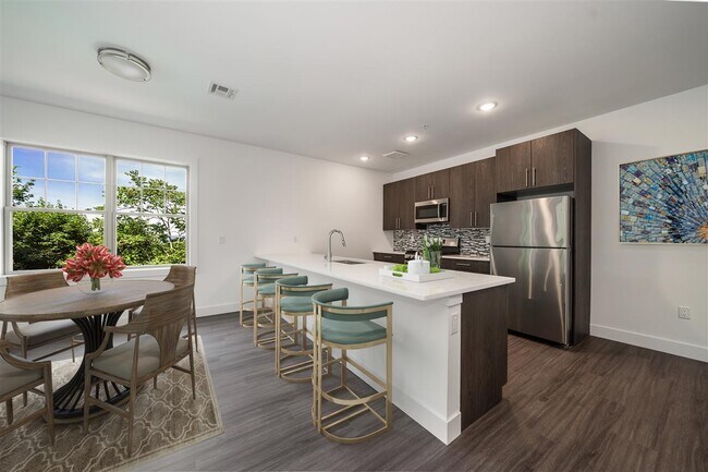 2507 John F. Kennedy Blvd-Unit -210 in North Bergen, NJ - Building Photo - Building Photo