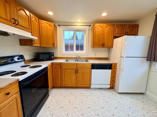 14311 Meridian Ave N in Seattle, WA - Building Photo - Building Photo