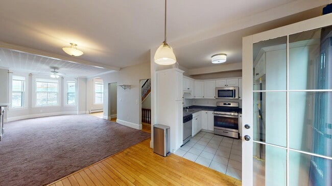 40 Pearl St, Unit 2