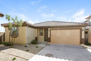 16636 W Jenan Dr in Surprise, AZ - Building Photo