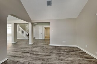 3806 Village Oaks Dr in Humble, TX - Building Photo - Building Photo