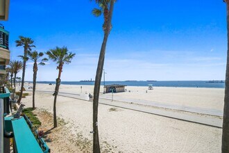 1310 E Ocean Blvd in Long Beach, CA - Building Photo - Building Photo