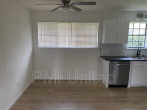 218 E 7th St in Weatherford, TX - Foto de edificio - Building Photo
