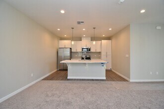 37265 Legacy Cmn in Fremont, CA - Foto de edificio - Building Photo