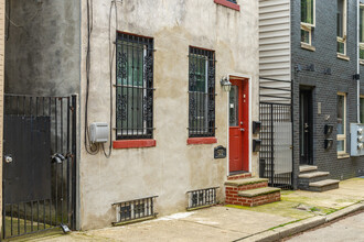 522 Montrose St in Philadelphia, PA - Building Photo - Building Photo