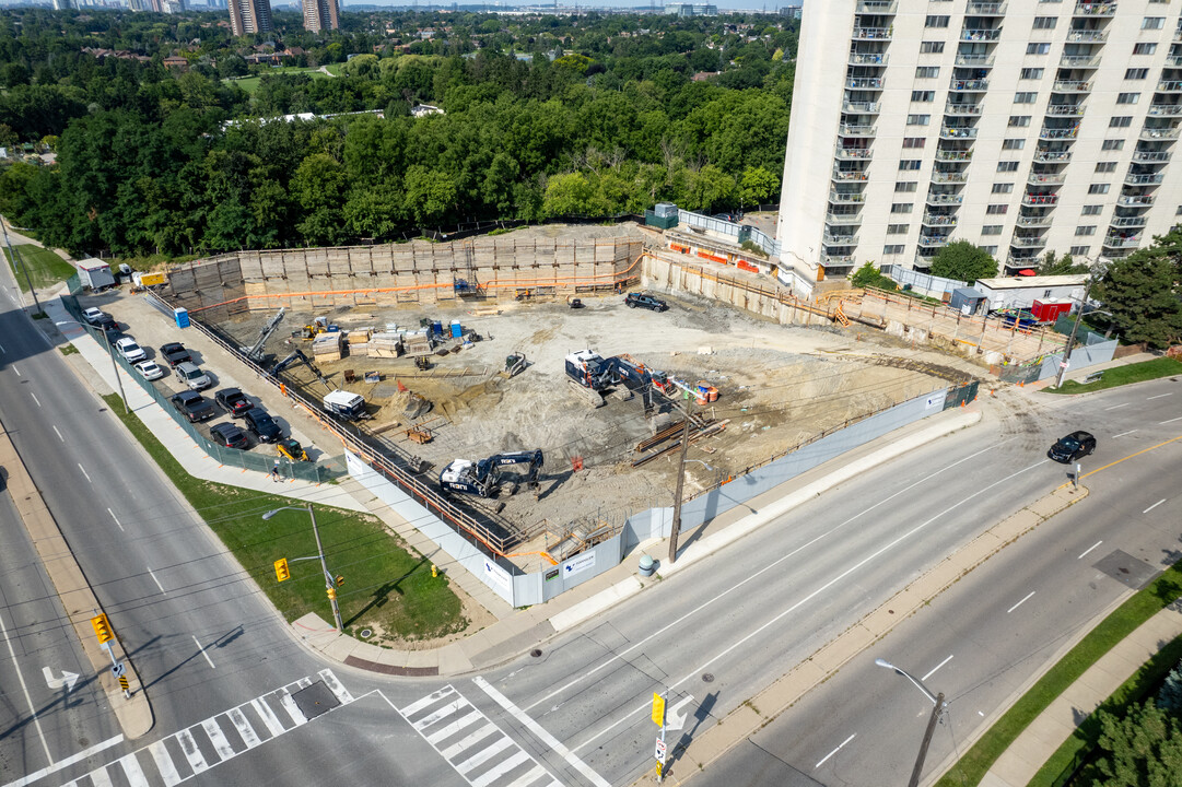 340 Mill Rd in Toronto, ON - Building Photo