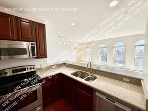 3255 Camden Dr in Troy, MI - Building Photo - Building Photo