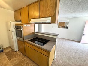 609 Kirk Ave in Ventura, CA - Building Photo - Building Photo