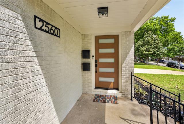 2560 Rogers Ave in Fort Worth, TX - Building Photo - Building Photo